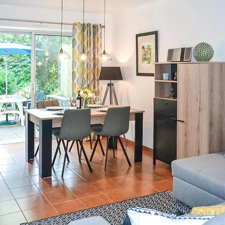 2 Bedroom Lovely In Vitrac (Dordogne)